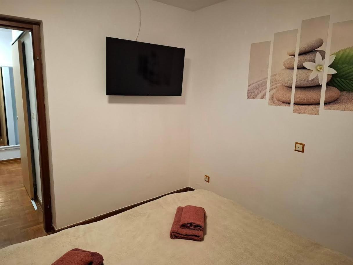 Apartmani Delas 2 Pjescana Uvala Extérieur photo