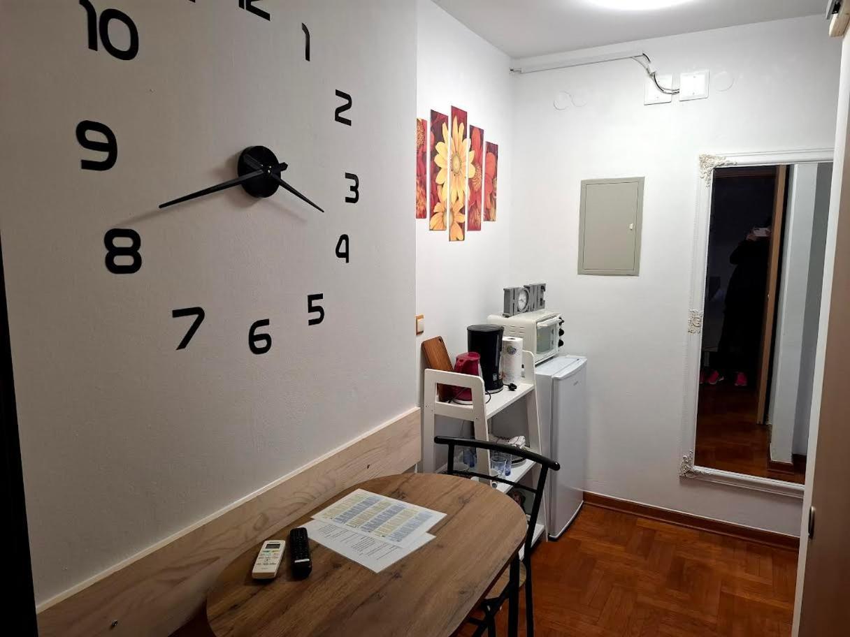 Apartmani Delas 2 Pjescana Uvala Extérieur photo