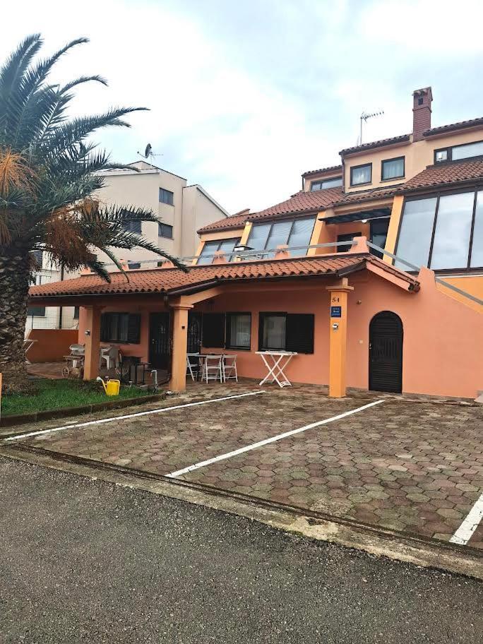 Apartmani Delas 2 Pjescana Uvala Extérieur photo
